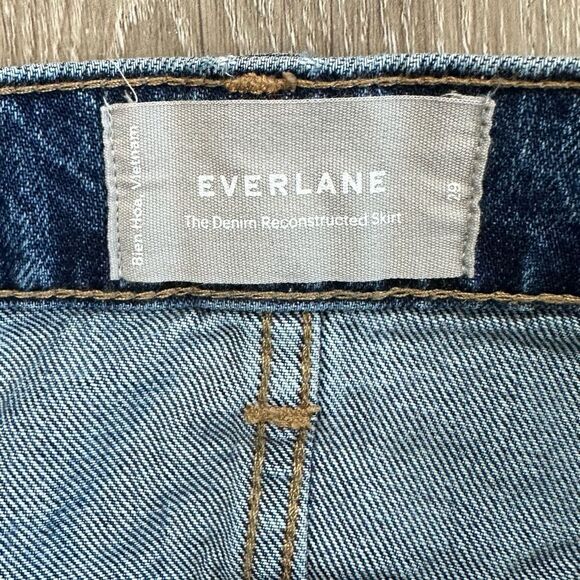 Everlane The Reconstructed Skirt Distressed Denim Mini Skirt Size 29 - Picture 5 of 8